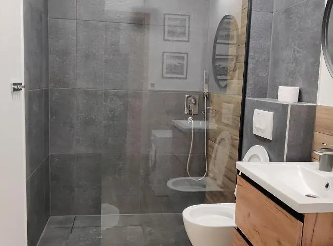 - Przy Plazy Z Sauna 索波特