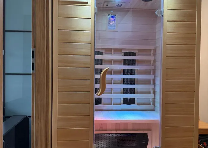 - Przy Plazy Z Sauna